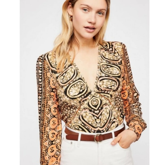 🧡Free People🧡Cropped Printed Top - Picture 1 of 12
